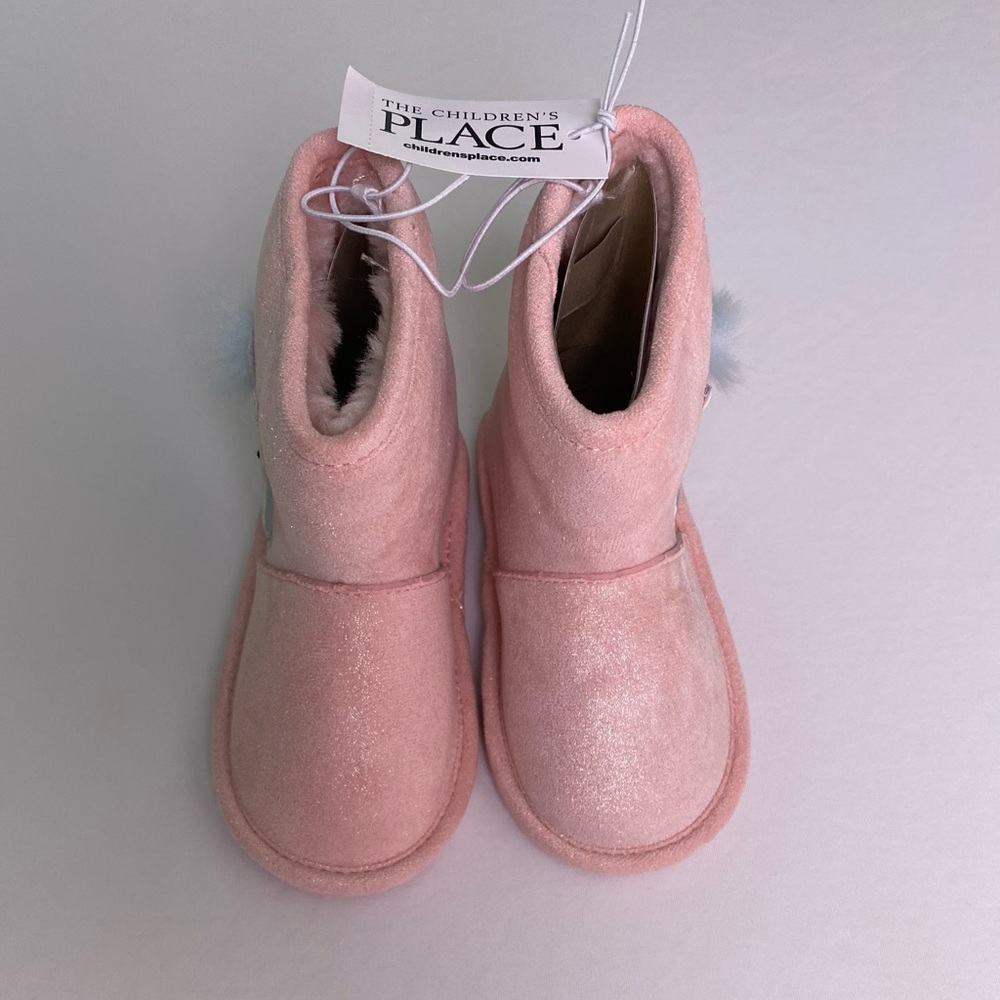 Boots from The Children’s Place. Size 6 and color pink with a unicorn. - Picture 2 of 6